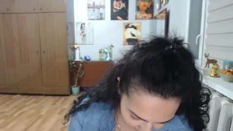 AlexisMillers online show from 12.20.25