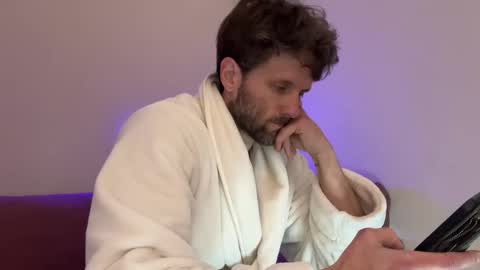 Alex Mann online show from 12.14.25