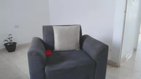 Snapshot of alexmaximuss chatting on 12.19.24 Maximuss online show from 12.19.24