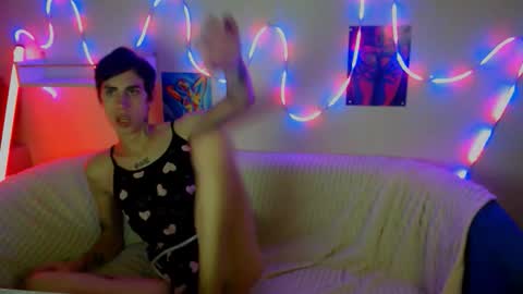 Snapshot of alexnaughty14 chatting on 09.29.25 alexnaughty14 online show from 09.29.25