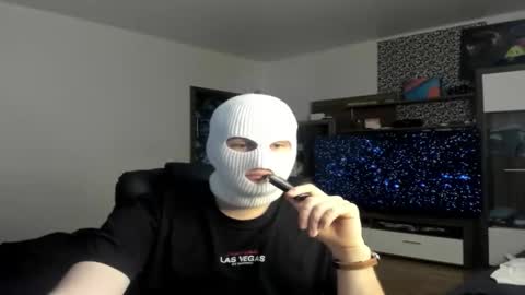 Snapshot of alexs9xtime chatting on 12.04.25 alexs9xtime online show from 12.04.25