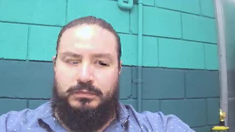 Snapshot of alextambet chatting on 05.18.26 alextambet online show from 05.18.26