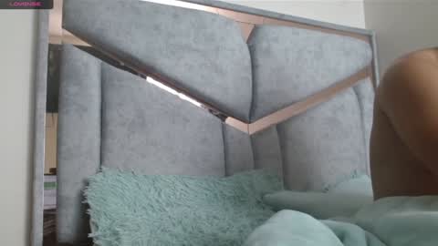 alex y luisa online show from 01.25.25