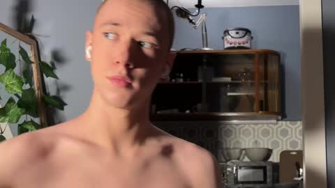 Alex online show from 12.10.24