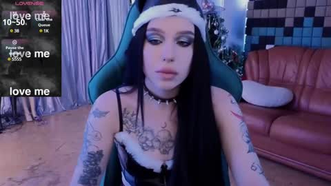 Snapshot of alexx_succubus chatting on 12.24.24 Alexx Succubus online show from 12.24.24