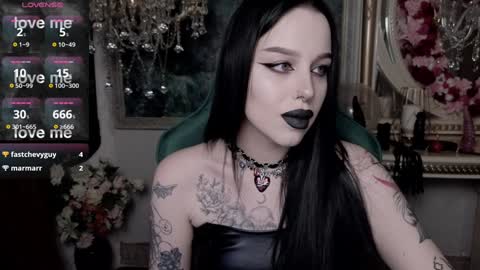Snapshot of alexx_succubus chatting on 02.06.25 Alexx Succubus online show from 02.06.25