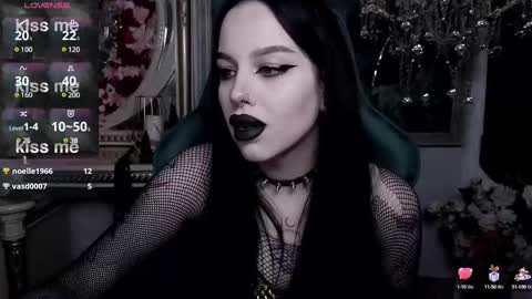 Snapshot of alexx_succubus chatting on 02.17.25 Alexx Succubus online show from 02.17.25