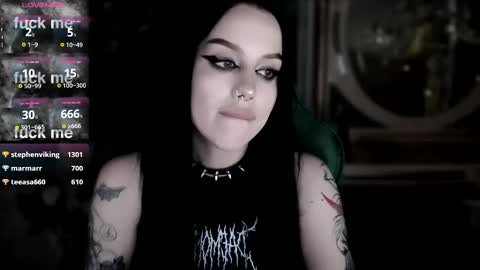 Snapshot of alexx_succubus chatting on 03.10.25 Alexx Succubus online show from 03.10.25