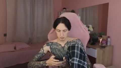 Alex online show from 11.18.25