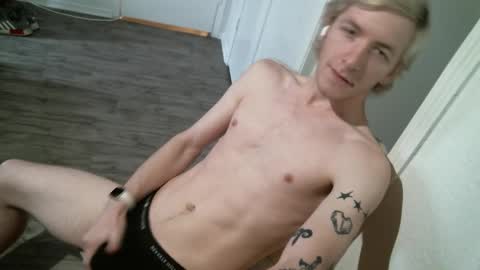 Snapshot of alexxxmic chatting on 02.09.25 Alexxxmic online show from 02.09.25