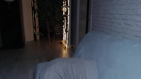 Alfie online show from 09.24.25