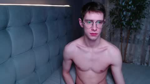 Alfie online show from 12.15.25