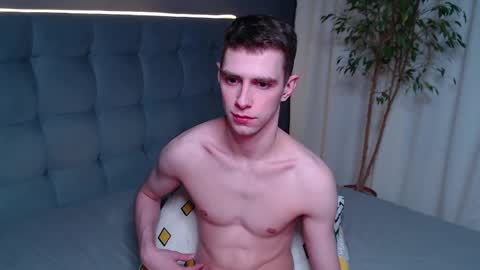 Snapshot of alfie_evanss chatting on 04.28.26 Alfie online show from 04.28.26