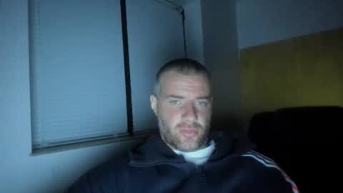 alfiesolomons87 online show from 04.28.26