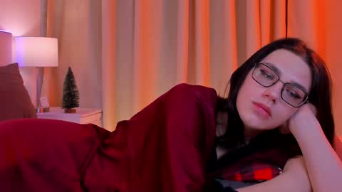 Snapshot of alfred_jones chatting on 12.30.24 Alfreda online show from 12.30.24