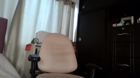 Snapshot of alia054 chatting on 12.09.24 Alia online show from 12.09.24