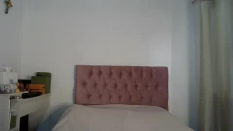 Snapshot of alia054 chatting on 02.07.25 Alia online show from 02.07.25