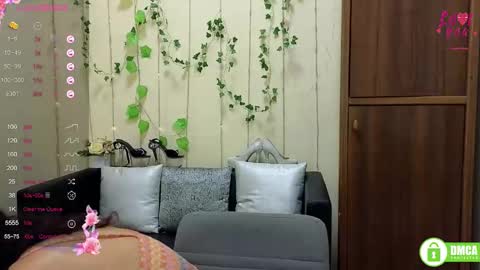 Alianna online show from 09.18.25