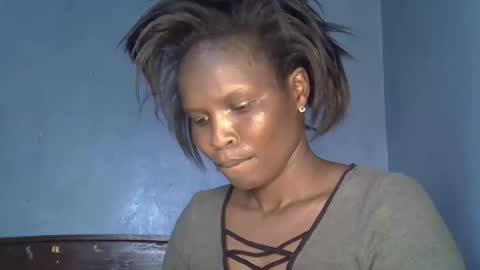 Snapshot of alic_crazy chatting on 11.23.25 alic_crazy online show from 11.23.25