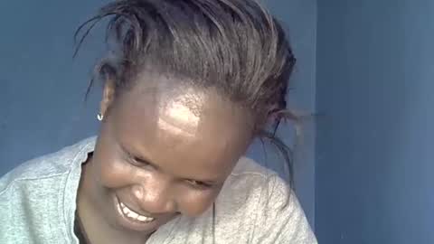 Snapshot of alic_crazy chatting on 12.02.25 alic_crazy online show from 12.02.25