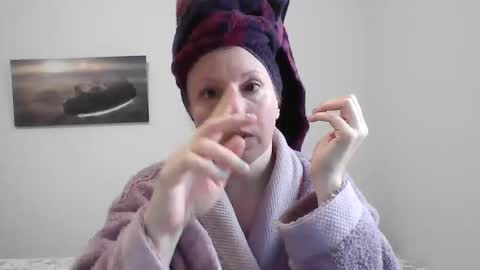 Snapshot of alice8363 chatting on 02.01.25 Alice online show from 02.01.25