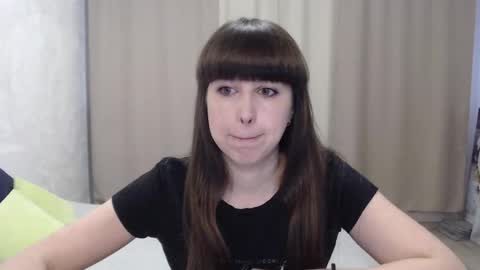 Snapshot of alice_59 chatting on 11.28.25 alice_59 online show from 11.28.25