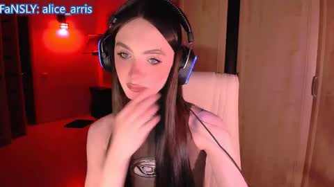 Alice Aris online show from 04.29.26