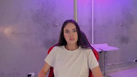 Alice Susan online show from 02.17.26