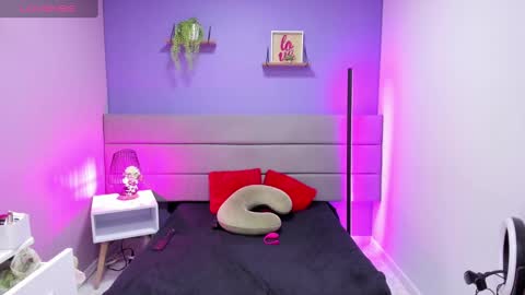 alice_brookss_ online show from 01.29.25