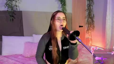 Mey online show from 04.11.26