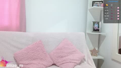 Snapshot of alice_dussan_ chatting on 12.16.24 alice online show from 12.16.24