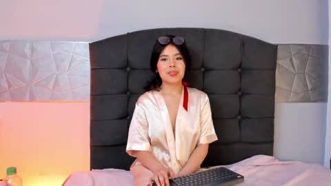  Alice Evans online show from 01.16.25