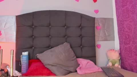  Alice Evans online show from 03.06.25