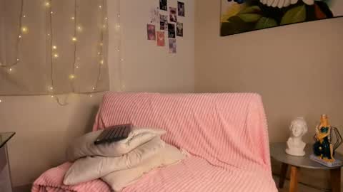 Snapshot of alice_guzman1 chatting on 02.12.25 ALICE Alice guzman online show from 02.12.25