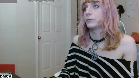 Snapshot of alice_hatchette chatting on 01.18.26 Alice Hatchette online show from 01.18.26