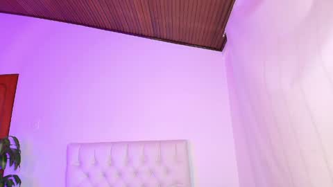 alice_jonnes_ online show from 04.04.26