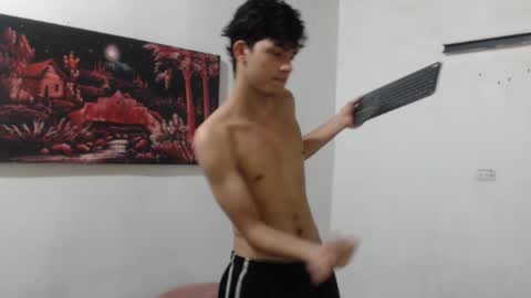 Snapshot of alice_julls chatting on 09.13.25 alice online show from 09.13.25