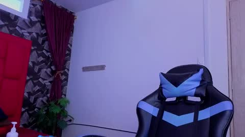 Snapshot of alice_rouusse chatting on 02.11.26 alice_rouusse online show from 02.11.26