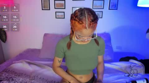 Snapshot of alice_simmons chatting on 03.18.26 alice_simmons online show from 03.18.26