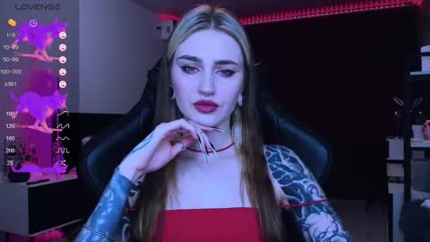 Snapshot of alice_specter chatting on 03.03.25 Alice online show from 03.03.25