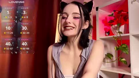 Snapshot of alice_succubus chatting on 02.13.25 alice_succubus online show from 02.13.25