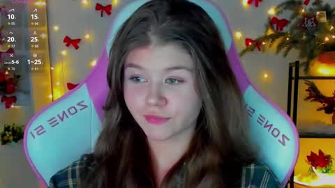 Snapshot of alice_tails chatting on 01.07.26 Alice online show from 01.07.26