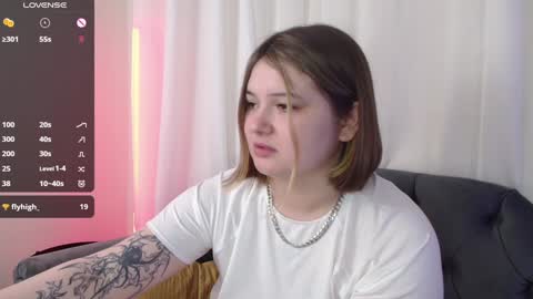 Snapshot of alice_walters chatting on 01.25.25 Alice online show from 01.25.25