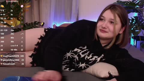 Snapshot of alice_walters chatting on 01.29.25 Alice online show from 01.29.25