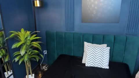 Alice and Asia online show from 10.30.25