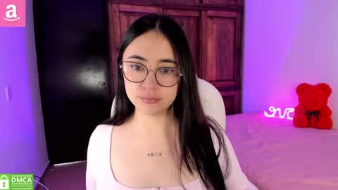Snapshot of alicee_2 chatting on 07.14.26 Aliceee .. 97YP9VWGZHrefnav wishlist lists 1 online show from 07.14.26