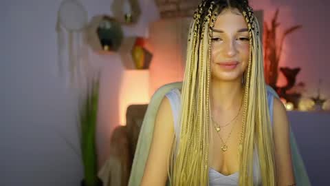 Alicee Kiss online show from 12.30.24