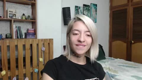Snapshot of alicee_logan_ chatting on 04.22.26 alicee_logan_ online show from 04.22.26
