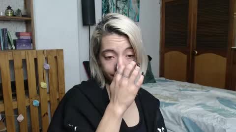 Snapshot of alicee_logan_ chatting on 04.28.26 alicee_logan_ online show from 04.28.26