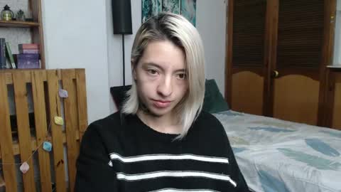 Snapshot of alicee_logan_ chatting on 05.03.26 alicee_logan_ online show from 05.03.26
